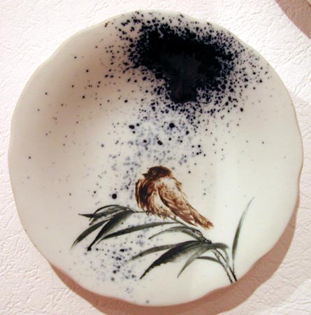 'Wet Sparrow', plate, porcelain